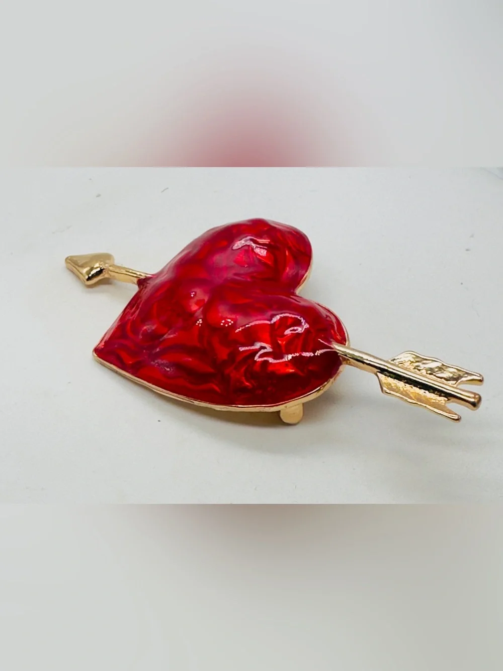 Gold Tone Red Enamel Heart Cupid’s Arrow Brooch Pin Valentines Figural